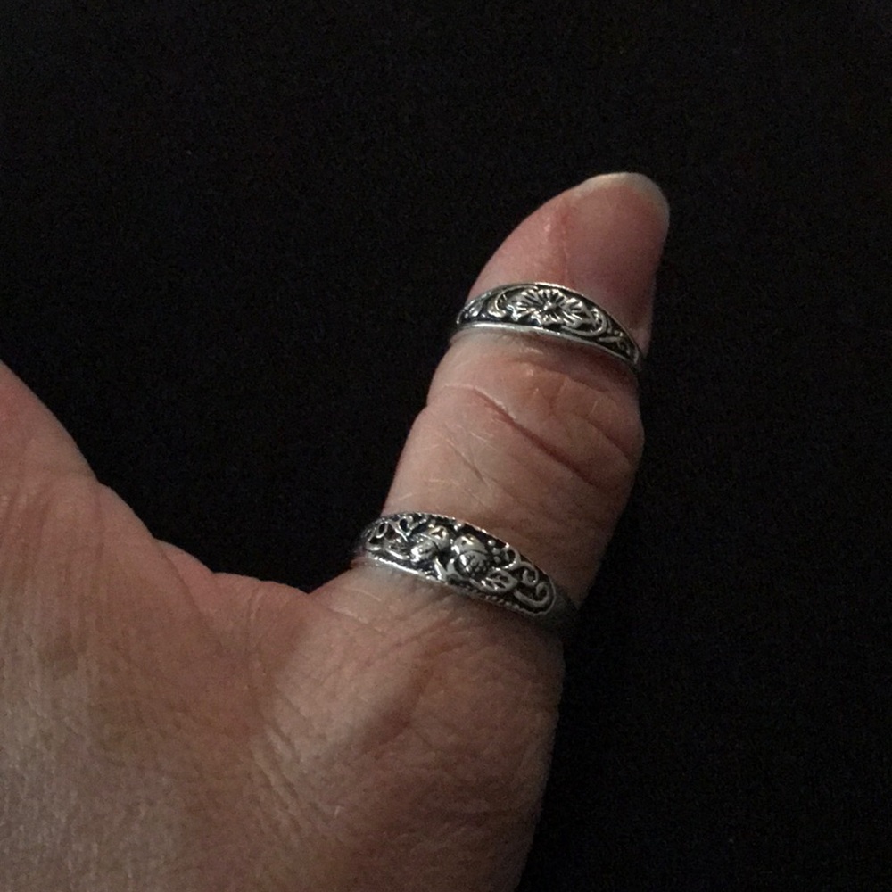 Vintage | Rhodium Ring - Picture 3 of 3